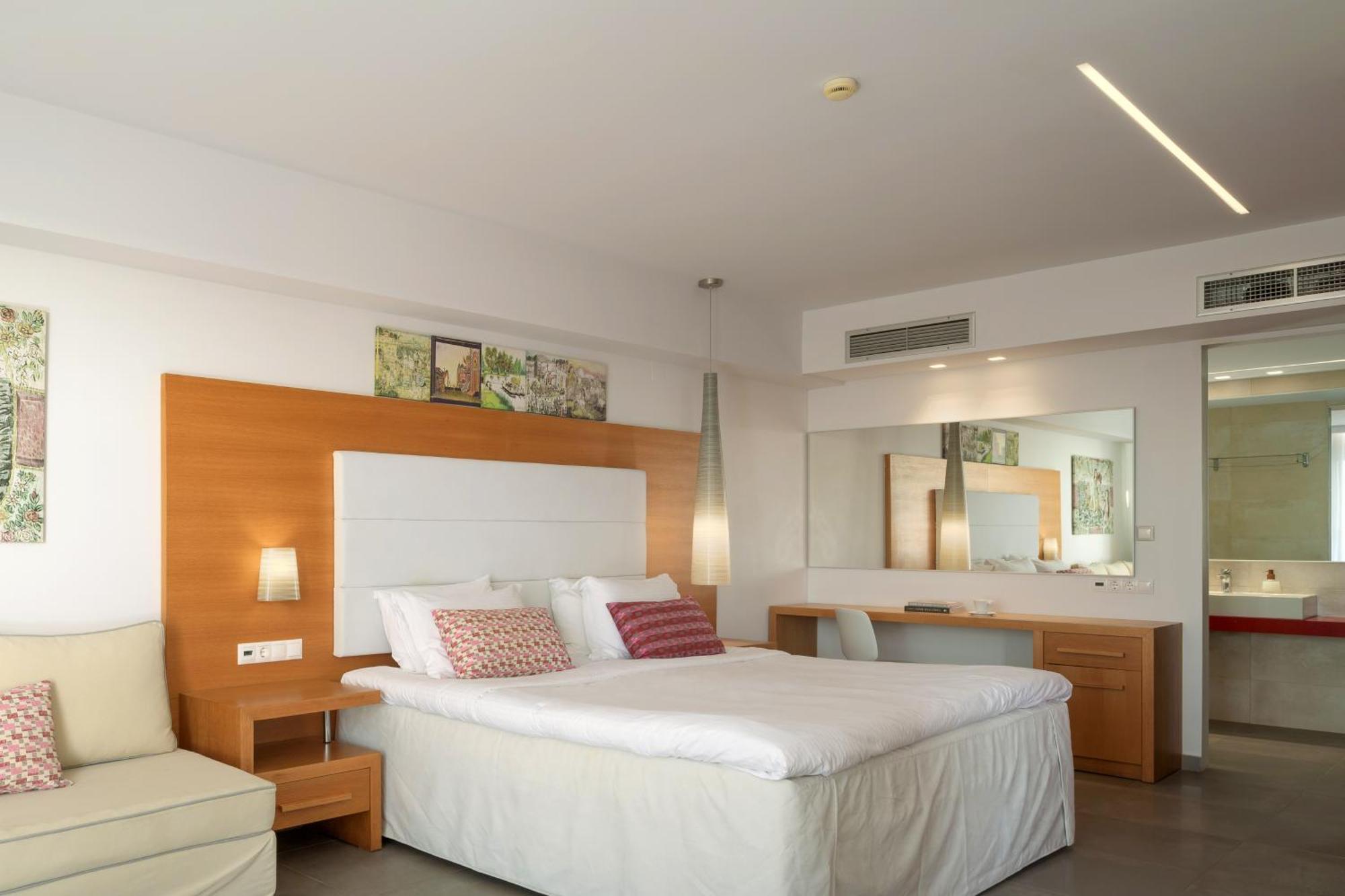 High Beach Resort Malia  Ngoại thất bức ảnh